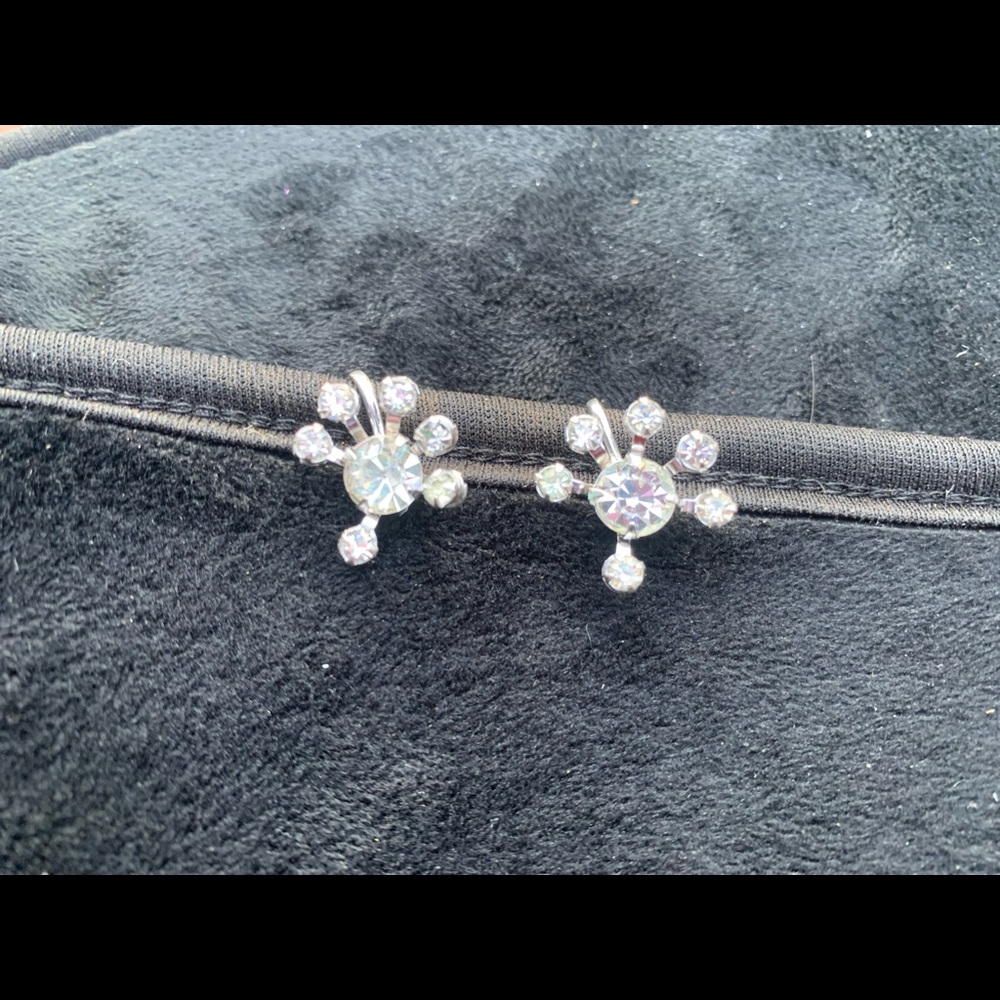 A little bling goes a long way! Traditional screw